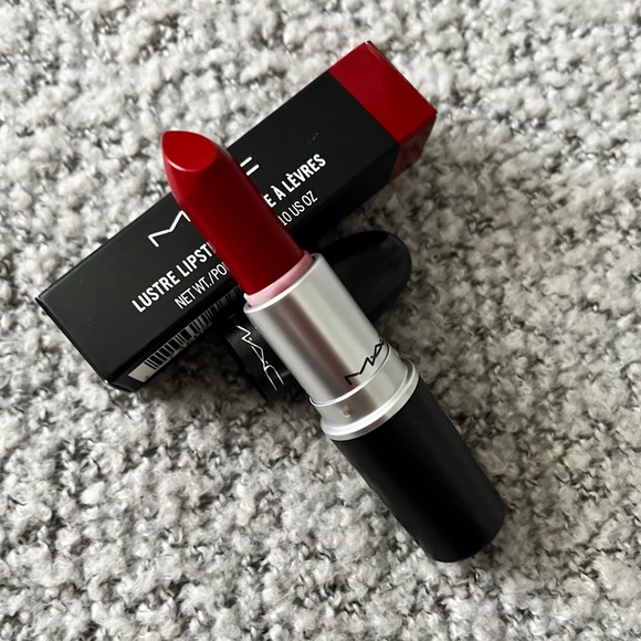 💎 2 x 28💎 Mac cosmetics red lipstick 510 lady bug - Picture 4 of 9